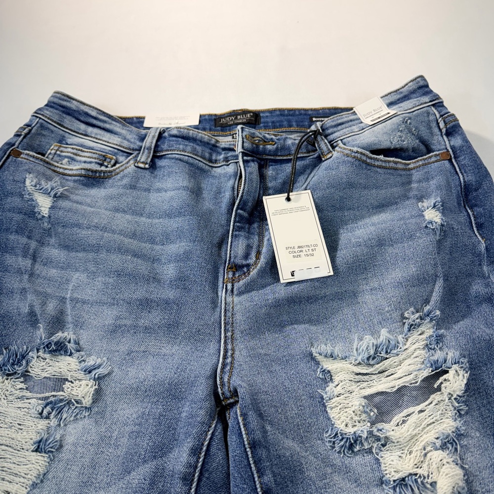 Judy Blue High Waist Ripped Jeans Womens Size 15/32